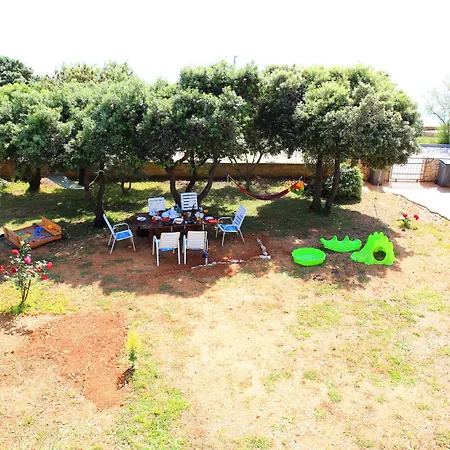 Mak Apartment *