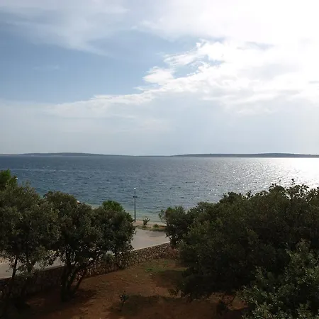 Mak Apartment Mandre