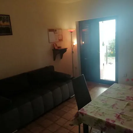 Mak Apartment Mandre
